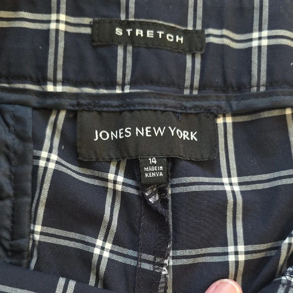 Jones New York classic plaid